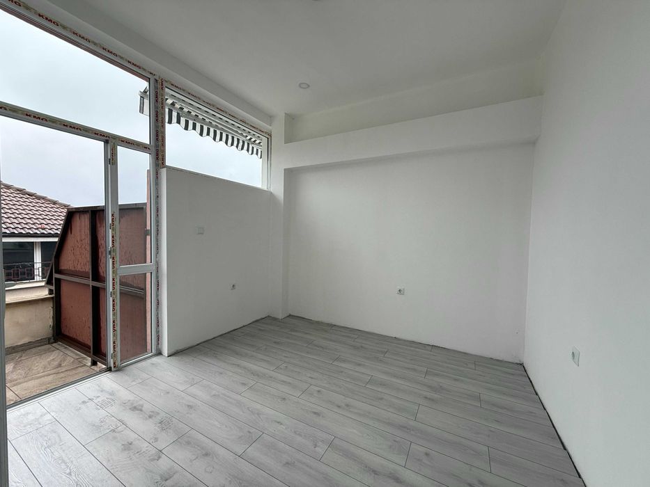 Продава се Тристаен апартамент в Габрово, Център - 132 кв.м за 556 €/кв.м - Снимка #4