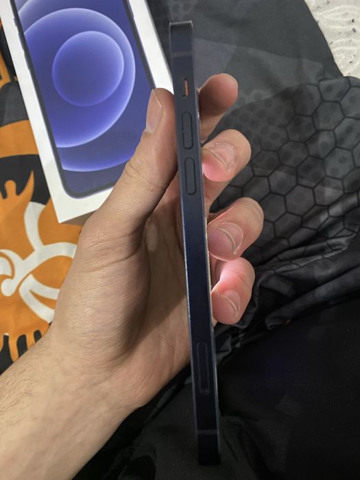 Айфон 12, 85 акб не вскрывался