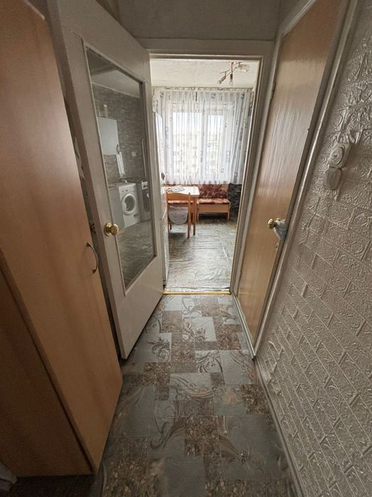 Продам 2 ком 5 мкр дом 5 цена 18