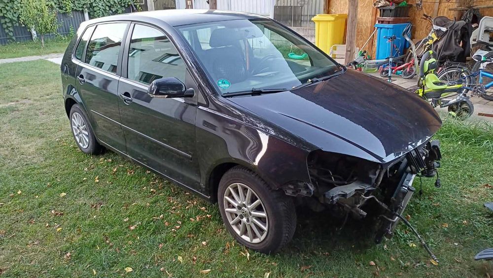 VW Polo 9N 1.4 benzină 2006 avariat - motor intact/funcțional