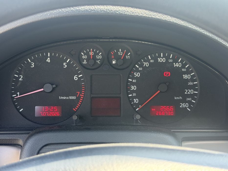 Audi A4 B5 2001 1.6 Benzina