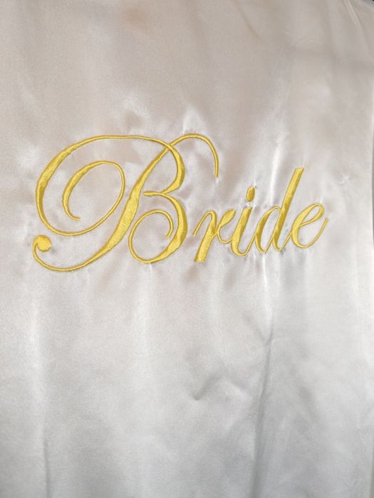 Сватбен халат и аксесоари