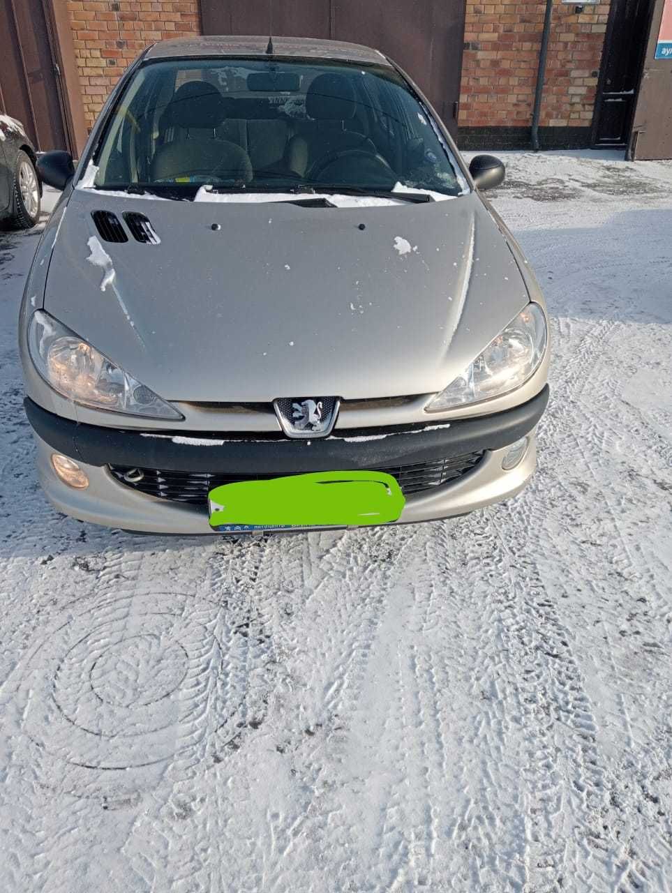 Подкрылки Peugeot 206 в Екатеринбурге