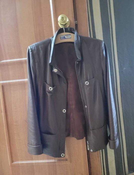 Куртка кожаная. Размер 48