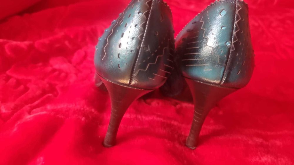Pantofi stiletto turquoise