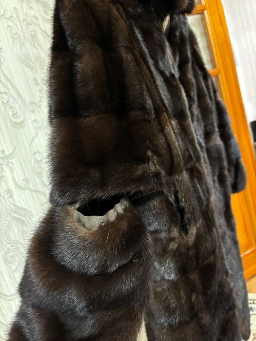 Верхняя женская одежда