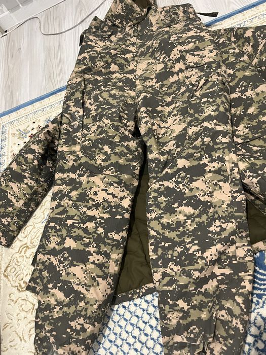 продается военный форма зимний