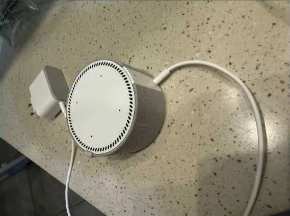 от Алисы - блок питания зарядка шнур питания