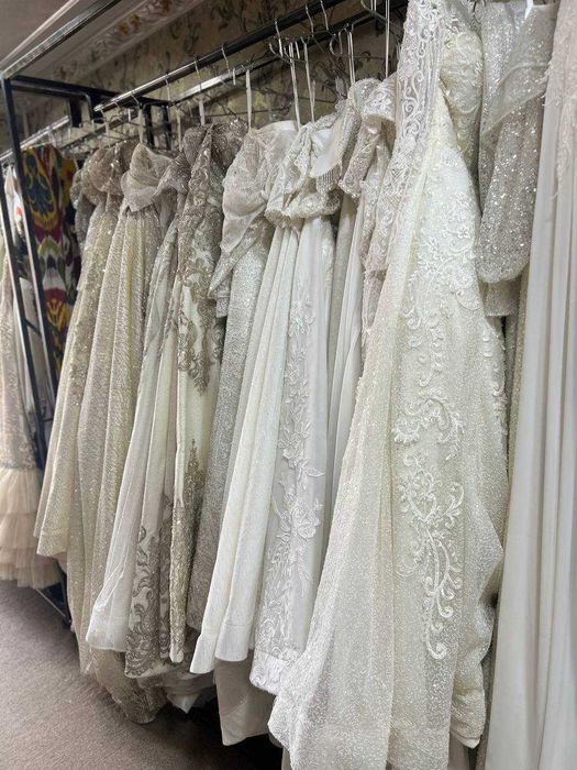 Продаются свадебные и вечерние платья по низкой цене
