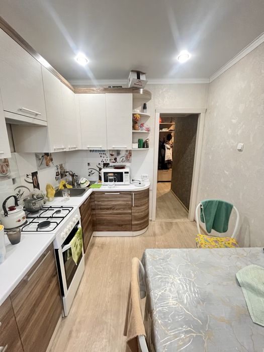 Продам 2 комн квартиру