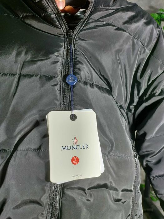 Geaca moncler marimea S