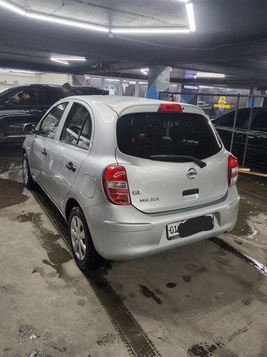 Nissan micra acento avtomat