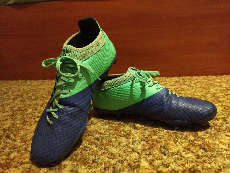 Футболни обувки 39 размер