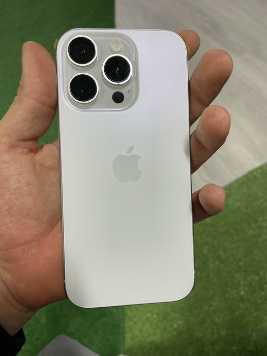 Capac spate iphone 16 pro