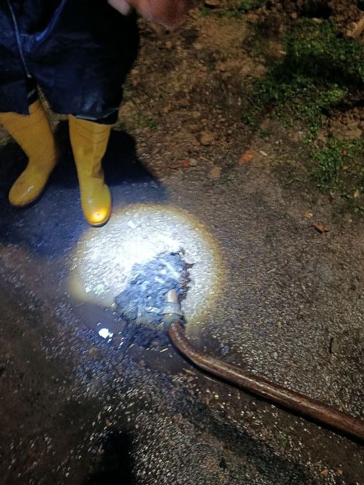 Kanalizatsiya Quvurlarini Xamyonbop narxlarda tozalash xizmati24/7