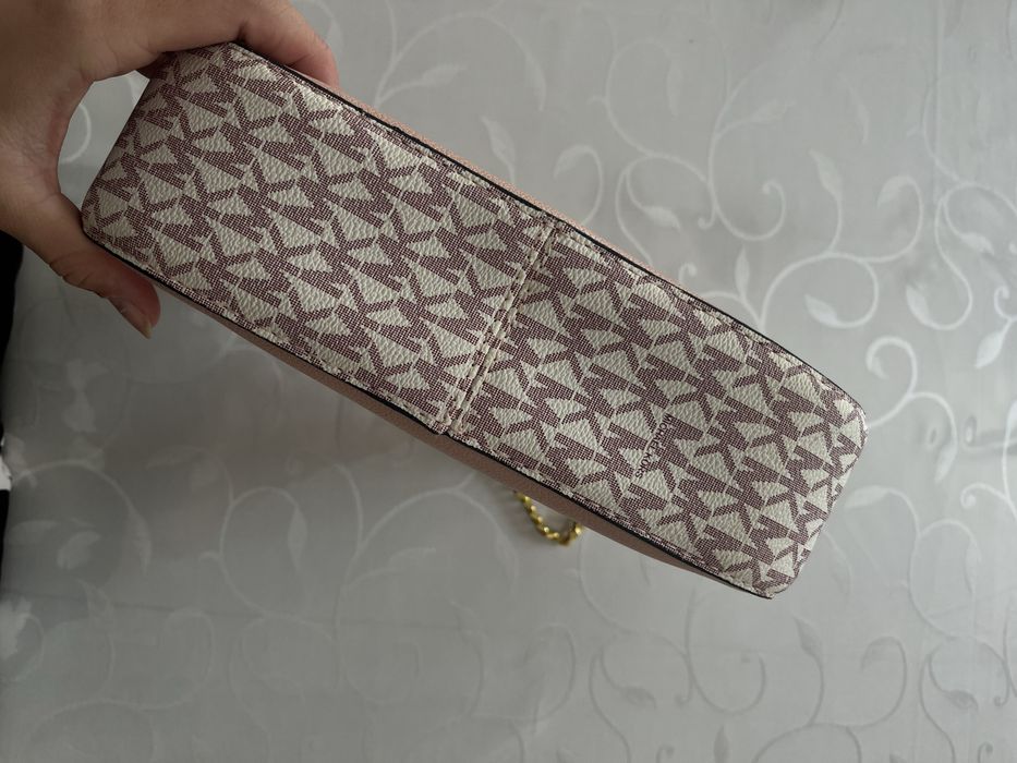 Сумка от Michael kors
