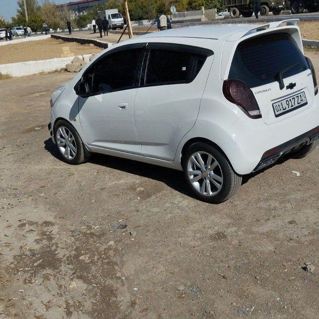 Spark sotiladi 2017 yil navarod qilingan