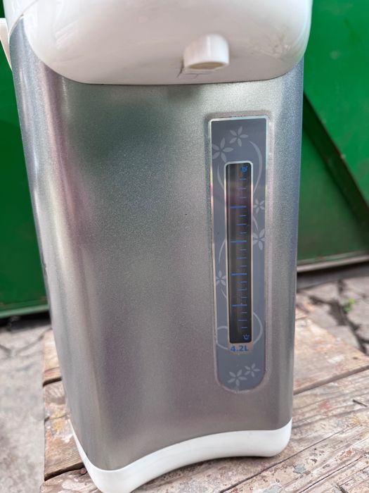 Термопот в отличном состоянии