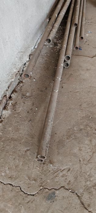 Продаётся трубы диаметр 25,20,15 метр.