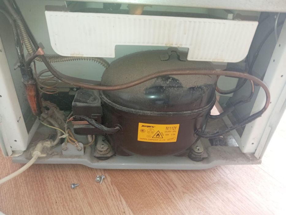 Холодильник на запчасти