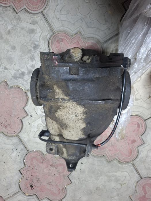 Мерседес 124 2.2 редуктор 3.67 абс есть асд нет