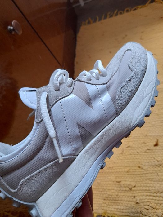 New balance модел 327