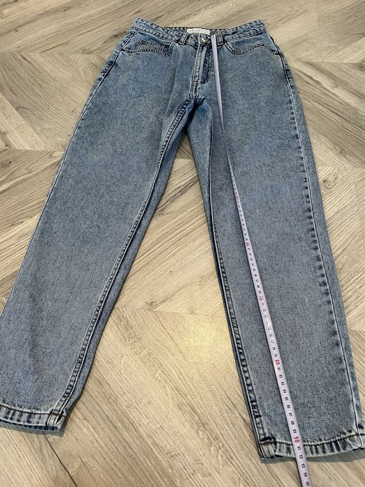 Blugi Primark de damă.