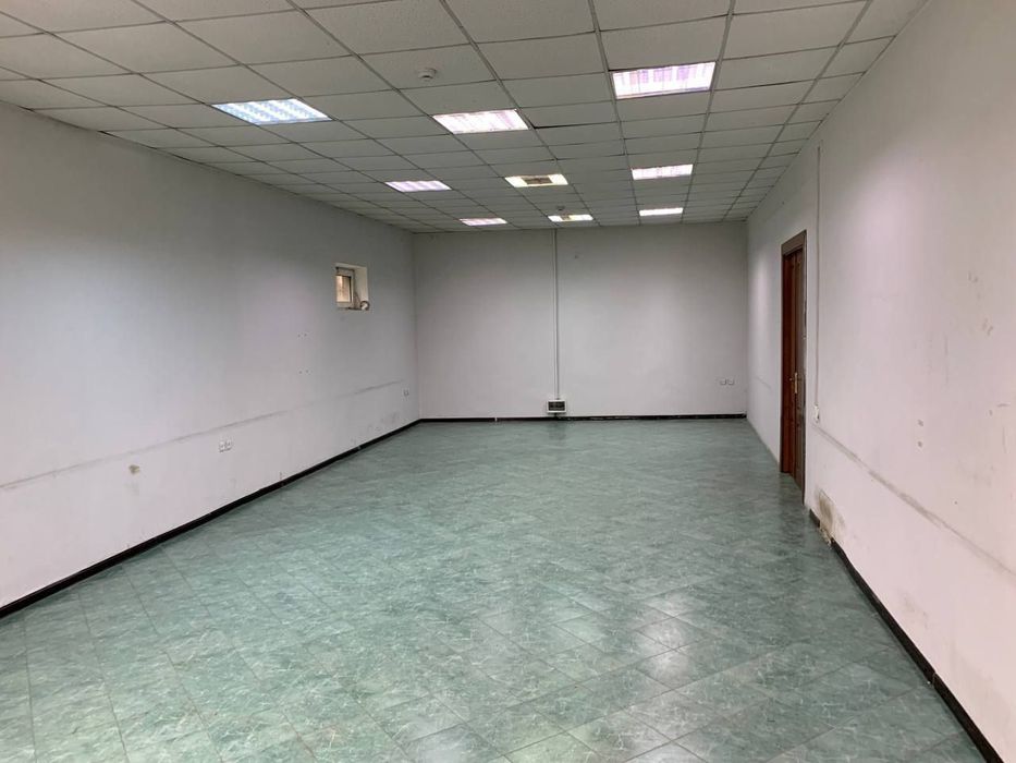 Продаётся 1 350 м² производственный цех.