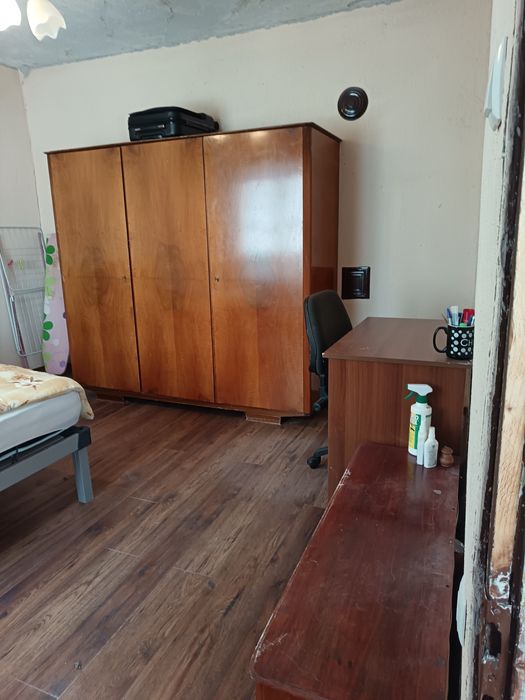 Продавам къща в село Гранит