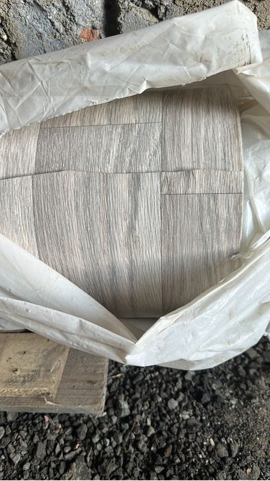 Продам новый линолиум 120кв
