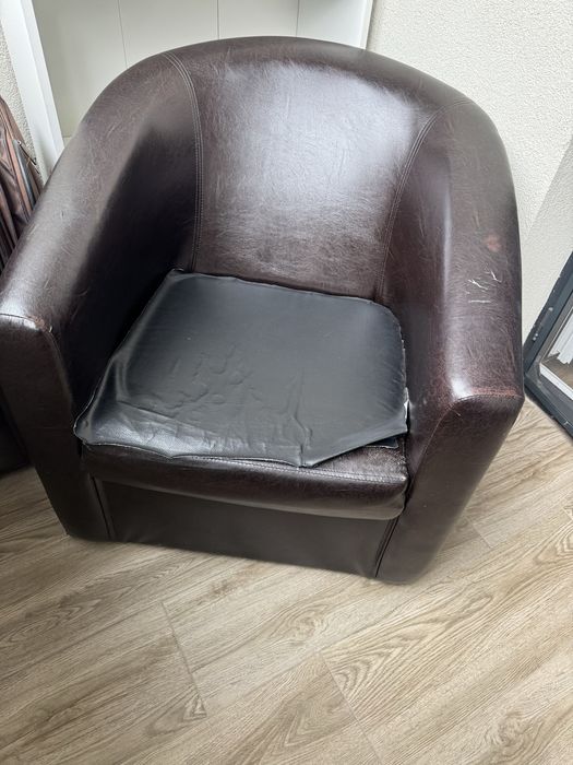 Fotoliu maro din piele ecologica