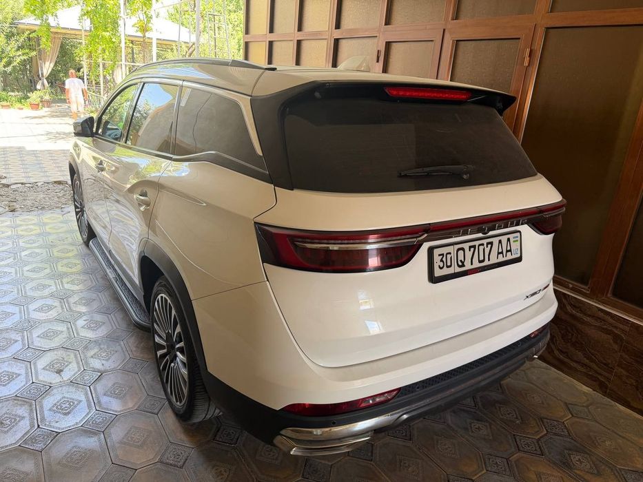 Jetour X90 plus sotiladi