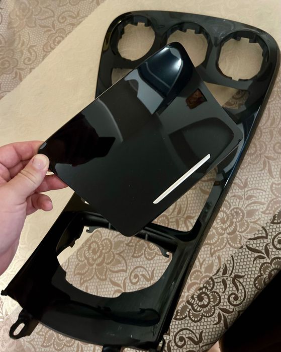 Конзола за Mercedes C classe W205 (C класа 2017)