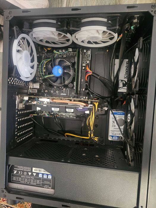 Pc gaming i3 8100 8 gb ram gtx 1060 3 gb