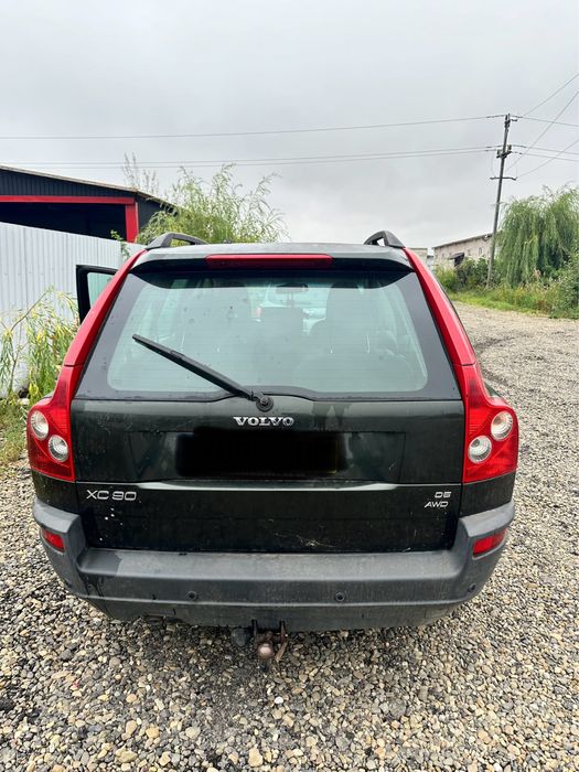Dezmembrez volvo xc 90 din 2007