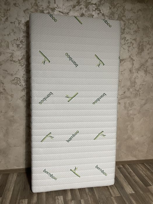 Vand saltea noua 200x100