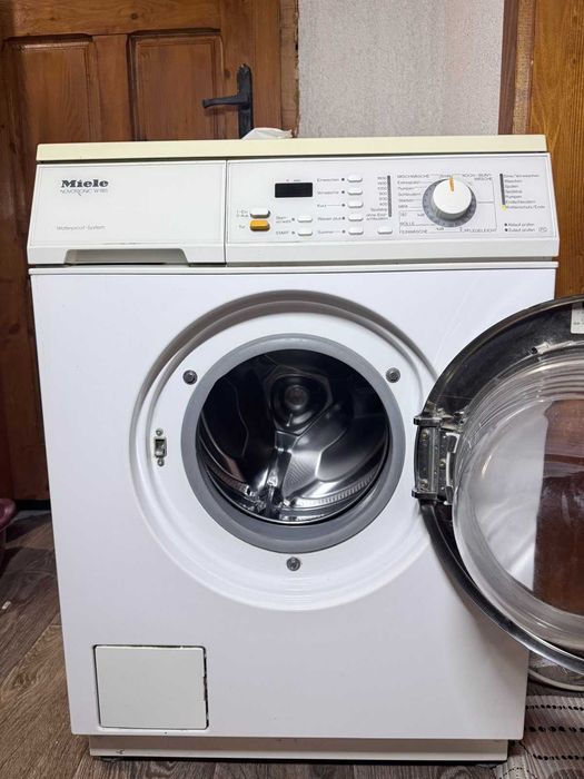 Пералня Miele Novotronic W985