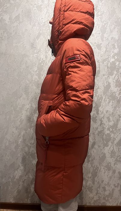 Продам зимий пуховик