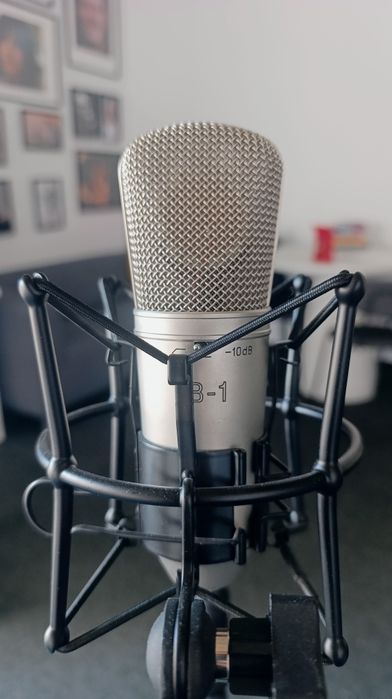 Microfon Behringer B1+ Shockmount