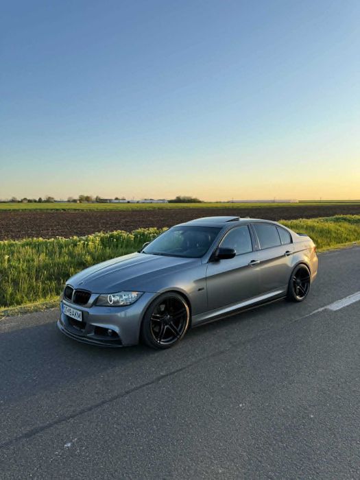 BMW 320D facelift pachet M , impecabil !!!
