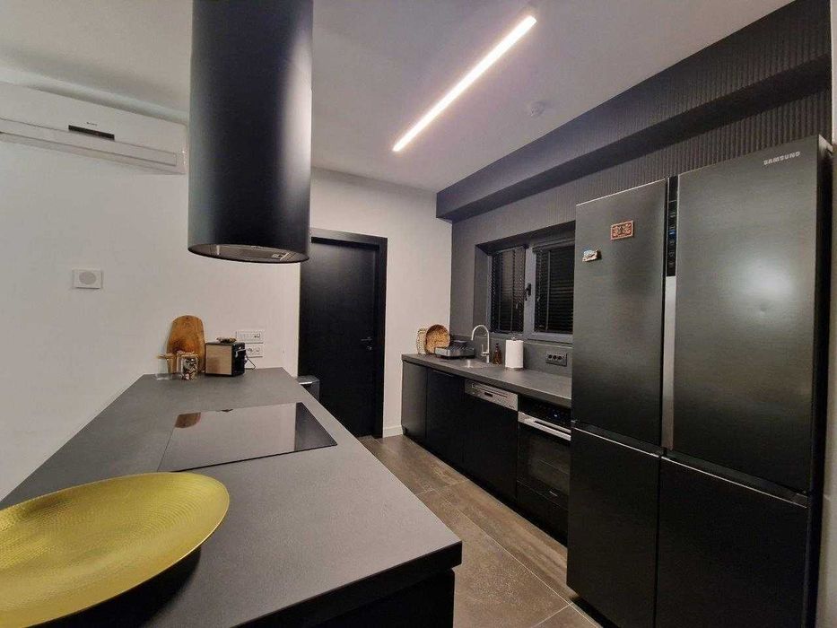 Дава се под наем Двустаен апартамент в Бургас, Лазур - 65 кв.м за 193.8 € - Снимка #3