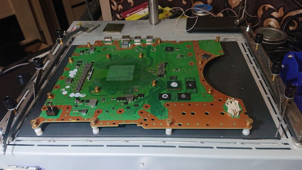 Профессиональный ремонт игровых приставок.