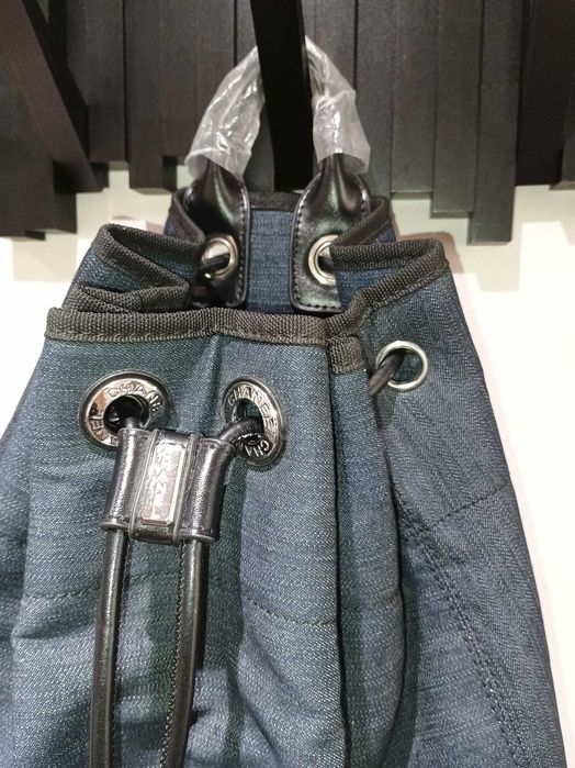 Дамска раница -нова