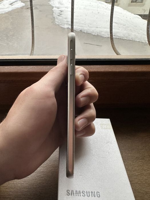 Sotiladi yoki obmen Samsung Galaxy S6 sm-g920f gold 32gb