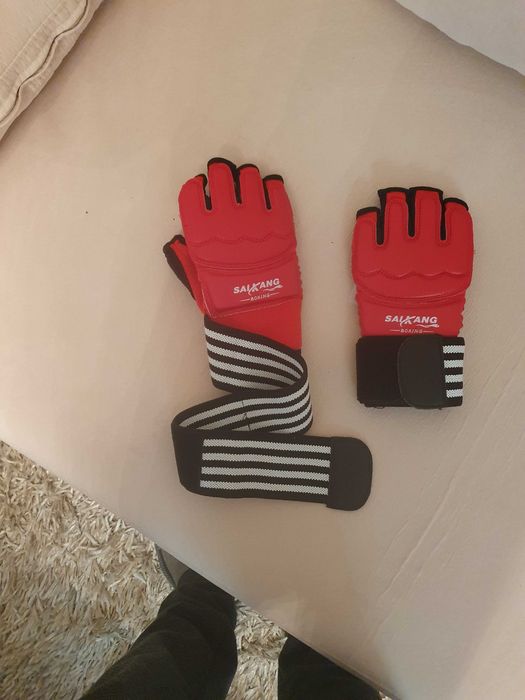 Полупръстови боксови ръкавици за фитнес