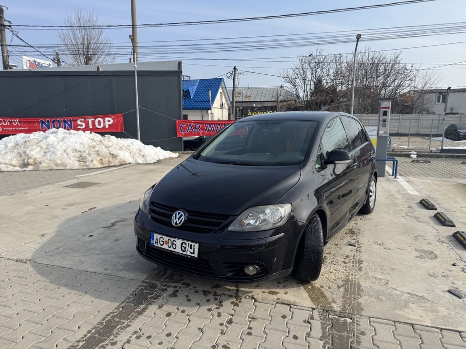 Vw.   golf   5    plus