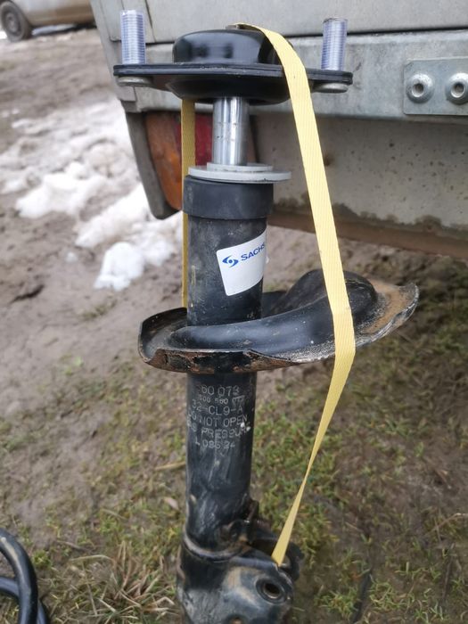 Vand Arcuri + amortizoare + flanse Citroen C-Crosser 2008  (fata)