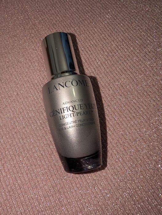 Lancome ADVANCED GÉNIFIQUE YEUX LIGHT-PEARL - Serum pentru ochi și gene