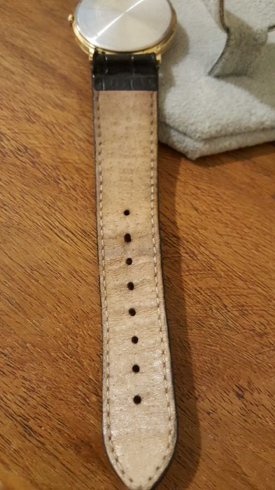 Оригинален мъжки часовник Certina EOL 115 1045. Каишка HIRSCH.