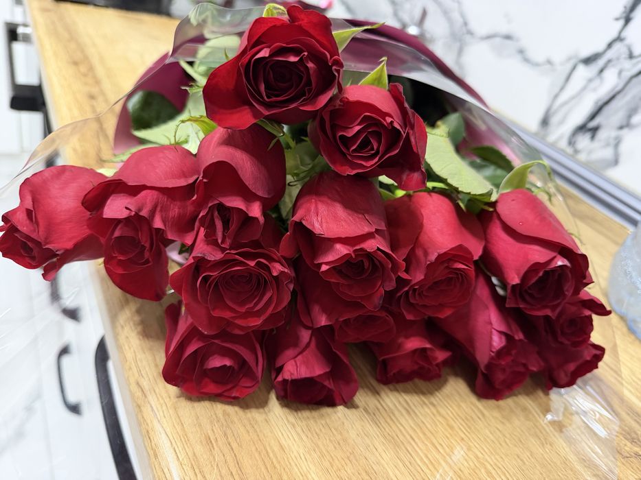 Букет роз 5000 тг